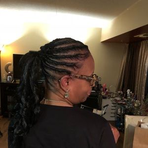 Meet your Posher, Paula